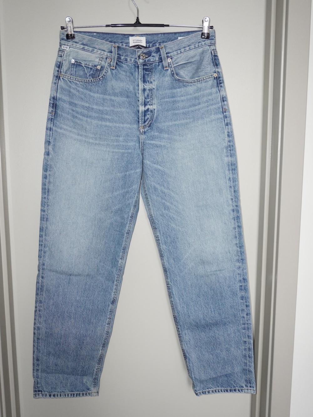 Citizens of Humanity Devi Low-Slung Baggy Tapered Jeans